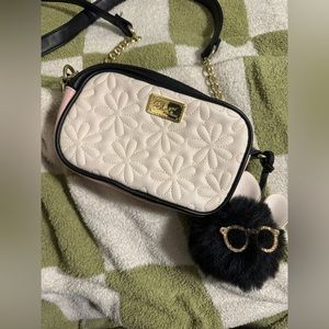 Betsey Johnson Crossbody + bonus fluffy keychain